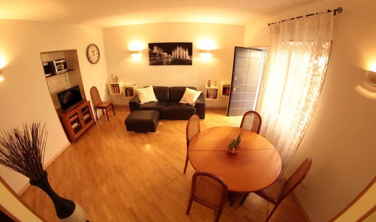 B&B Terrazza Baires - In The Heart Of Milano Exterior foto
